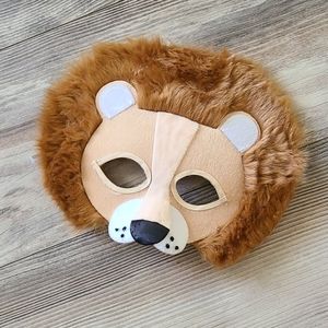 Lion mask